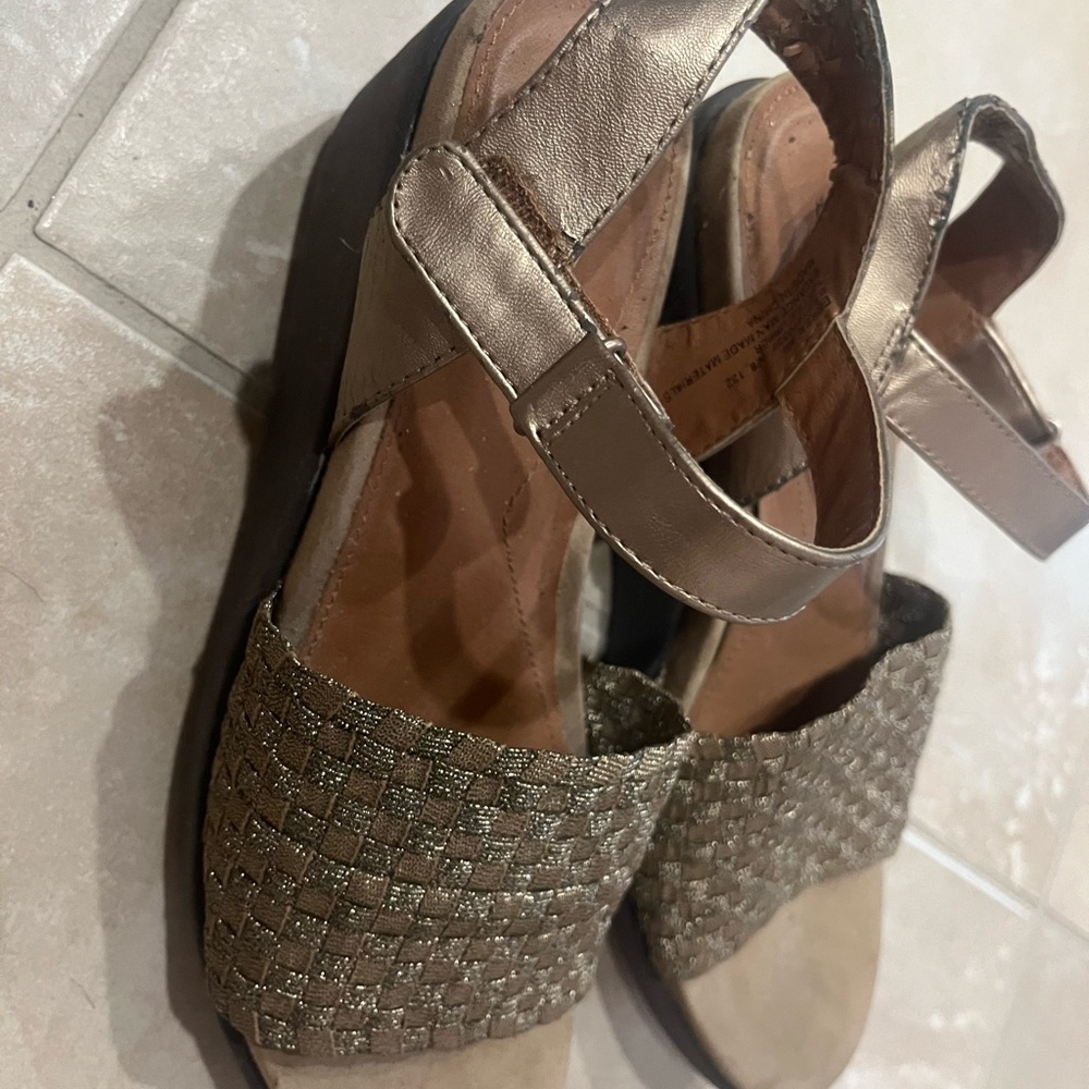 Baretraps Women's Bronze Sandals